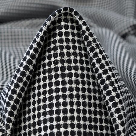 JACQUARD, WOOL, DOTS, BLACK&BRILLIANT WHITE