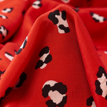 CRÊPE, VISCOSE, PRINTED, RAVEN BLACK&LIPSTICK