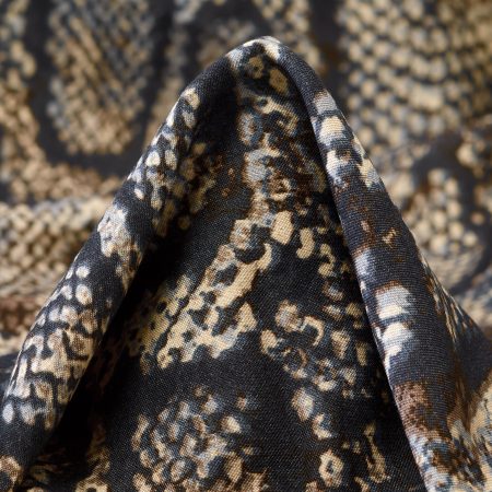 VISCOSE, PRINTED, ANIMAL, PEARLED IVORY&BLACK INK