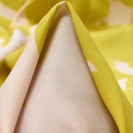 TWILL, VISCOSE, PRINTED, ROSEWATER&YELLOW PLUM