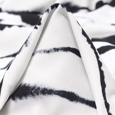 Viscose, Printed, Raven Black&Snow White