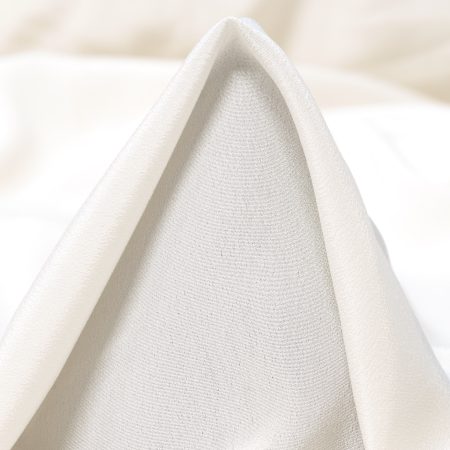 Crêpe, Satin, Snow White