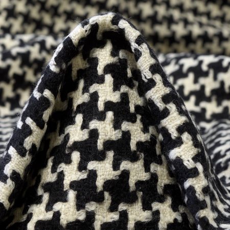 Jacquard, Virgin Wool, Snow White&Raven Black