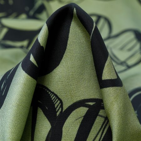 Twill, Viscose, Floral, Jade&Jet Black